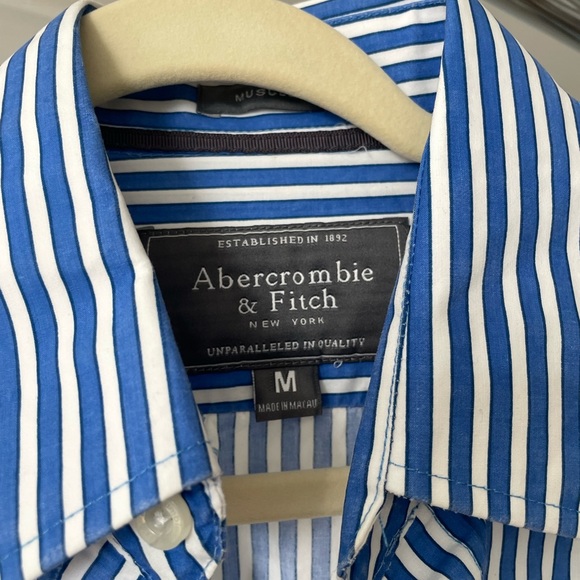 Abercrombie & Fitch Stepped Button down - Picture 1 of 4
